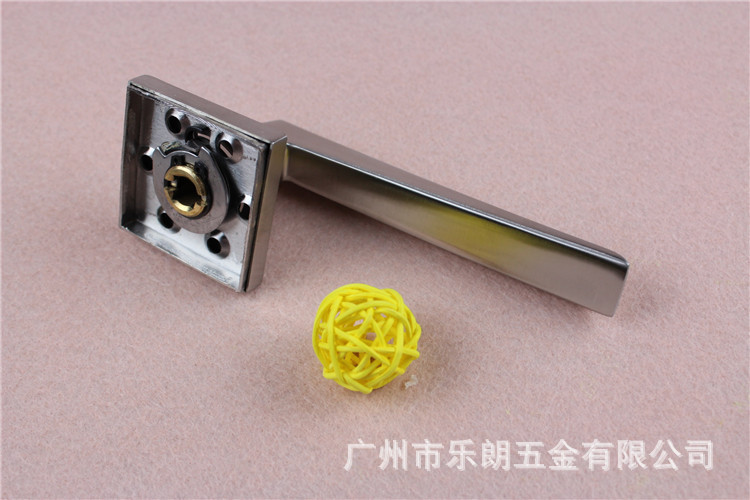 RLH-60 不銹鋼精鑄門把手、實(shí)心把手